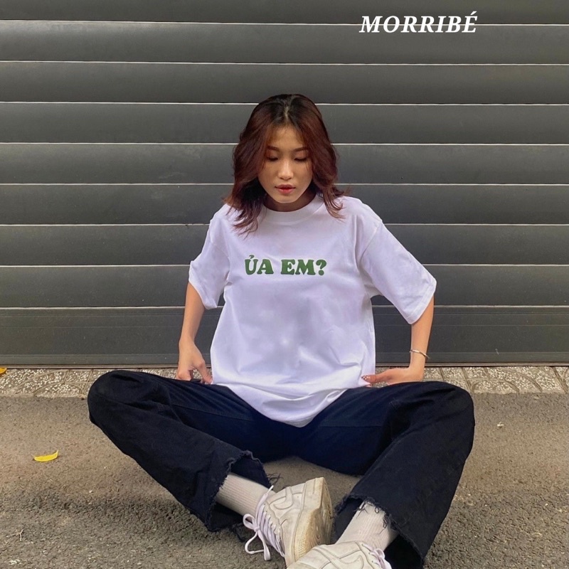 ÁO THUN UNISEX “ỦA EM?” 100% COTTON