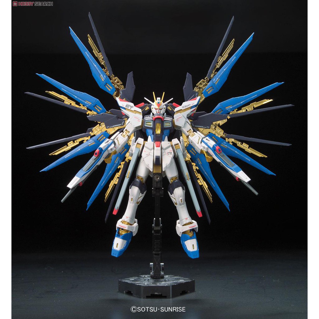Mô hình lắp ráp Gundam RG Strike Freedom Gundam