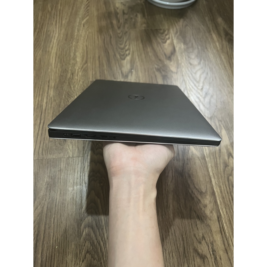 Dell Precision 5520 Xeon E3-1505M RAM 32GB  QUADPRO M1200 4G 15.6 Inch FHD IPS