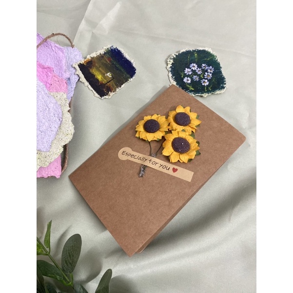 Thiệp giấy vintage trang trí hoa khô thủ công kt 10.5*15cm