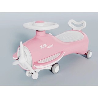 Xe lắc cao cấp có đèn led và nhạc