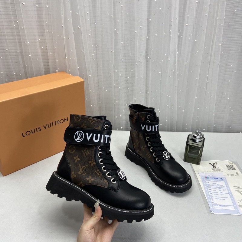 Boot Chiến Binh LV Đen/Hoạ Tiết Full Size 35-39  -  By Anh Dinh Phuong