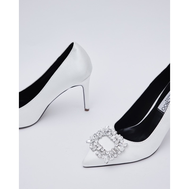 H01093022 - CAO GÓT KHLOE SQUARE RHINESTONE HEELS
