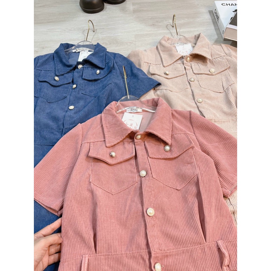 Váy suông sơ mi túi hộp dáng ngắn vải nhung tăm, đầm nhung cộc tay đính khuy