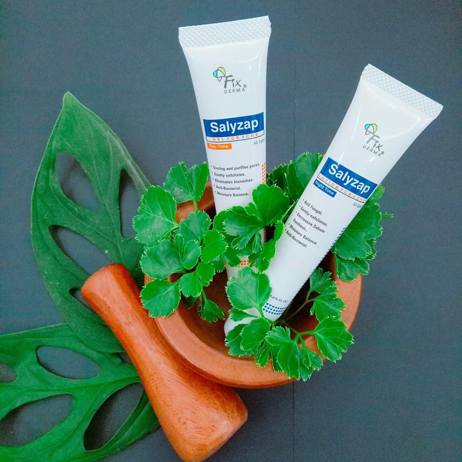 Fixderma Giảm Mụn Ban Đêm Salyzap Lotion For Acne - 20ml