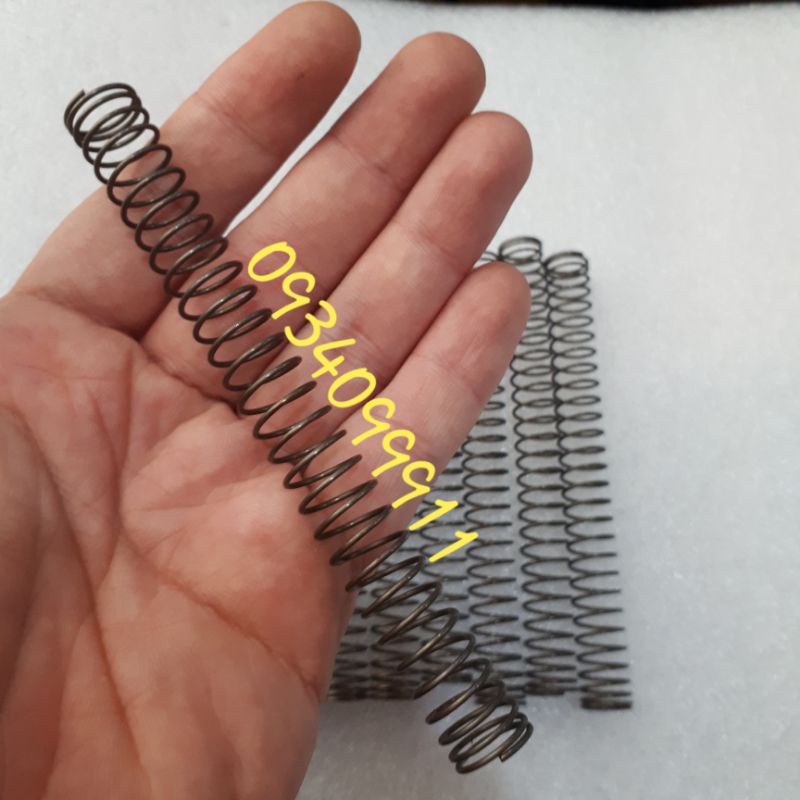 Lò xo nén phi ngoài 12, chiều dài 125 mm