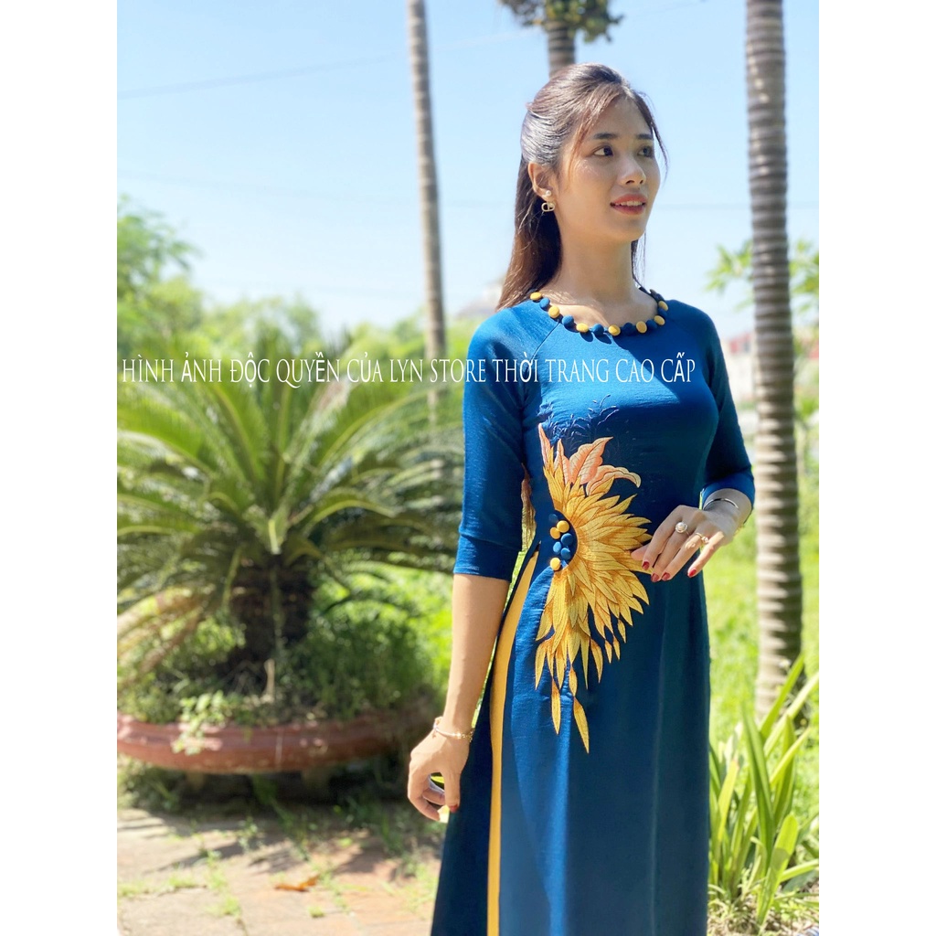 Áo dài bà sui đính cúc cổ sang trọng
