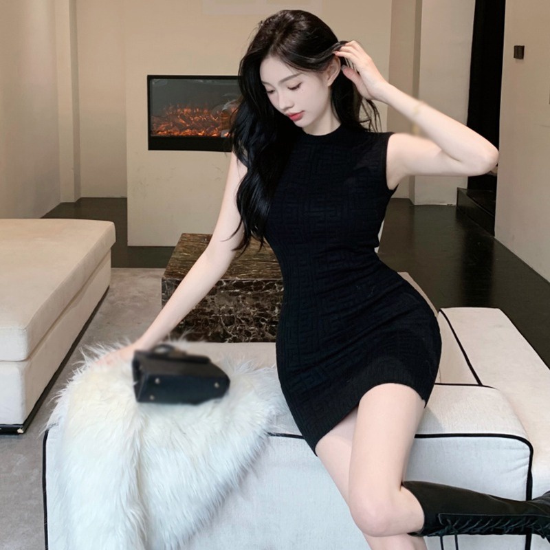 Đầm Dệt Kim Không Tay Cổ Tròn Màu Sắc Đơn Giản Cho Nữ