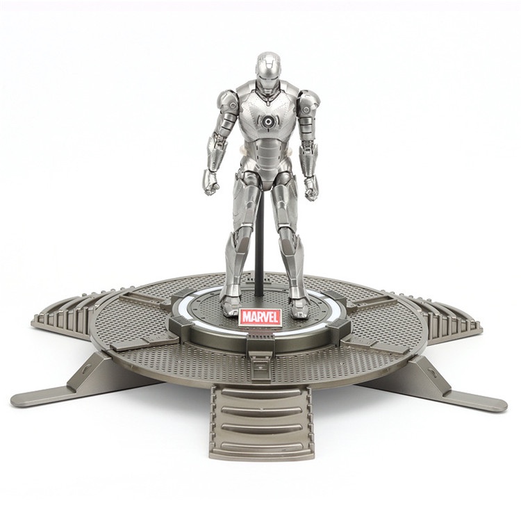 Bệ đứng trưng bày mô hình Iron man có led Hall of Armor