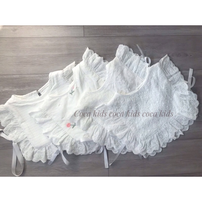 Phụ kiện yếm ren kiểu Hàn Quốc cho bé