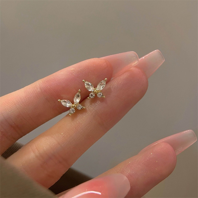 Khuyên Tai Dạng Kẹp Hình Bướm Không Cần Bấm Lỗ Đính Đá Zircon Đẹp Mắt CEtE20