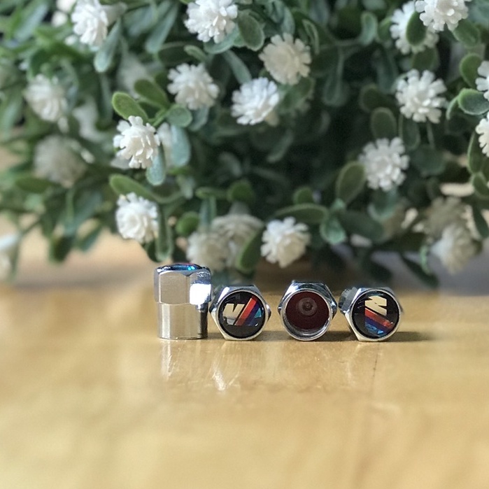 Nắp van lốp xe hơi chất lượng, sử dụng tiện lợi, thẩm mĩ kiểu dáng BMW, phù hợp tất cả các dòng xe