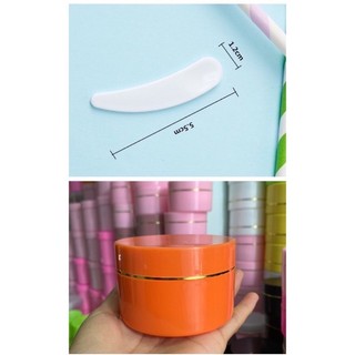 Hủ 150gr-màu cam-tặng muỗng