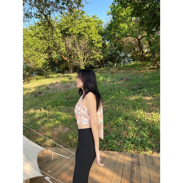 Beachclub-Áo tơ hoa cột cổ