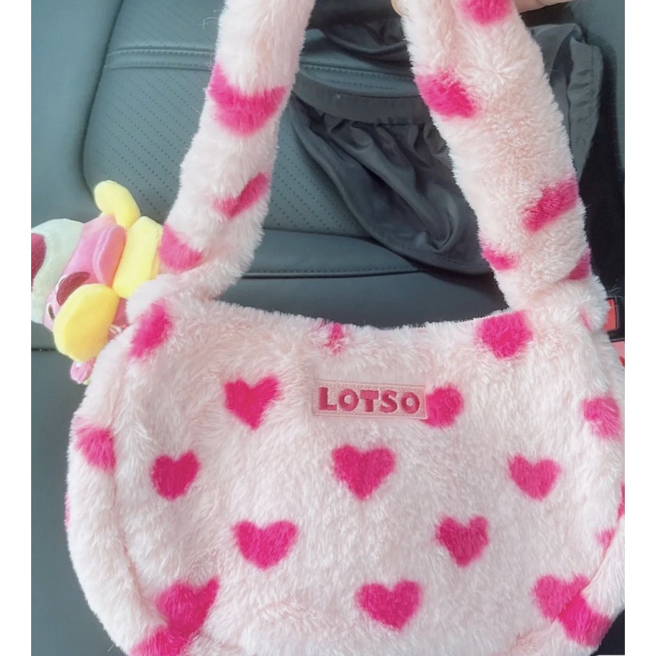 Túi Xách Lông Xù Màu Sắc Tương Phản Họa Tiết Gấu Dâu Tây Đáng Yêu