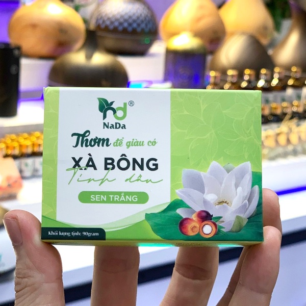 Xà bông tinh dầu NADA OILS handmade từ thiên nhiên, nghệ vàng, sen trắng, thơm và lành tính 90g