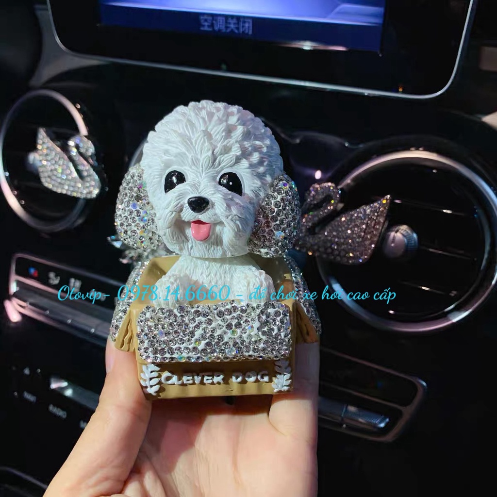 Mô hình chú cún Clever Dog trang trí xe ô tô, đầu lắc lư dễ thương gắn pha lê sang chảnh