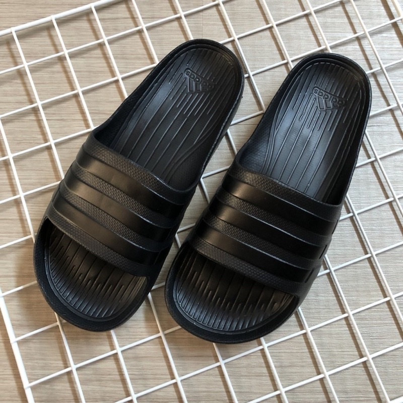 Dép Nam đúc liền siêu nhẹ, siêu bền