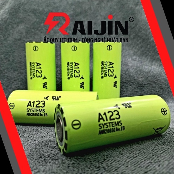Pin lithium A123 26650 dòng xả cao 3.2V 2500mAh tiêu chuẩn quân đội Mỹ chuyên dùng làm bình điện lưu trữ.