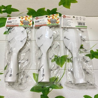 Vá múc cơm chống dính hình trụ đứng MẶT CƯỜI HPB104 - Muôi xới cơm bằng nhựa cao cấp HOFACO