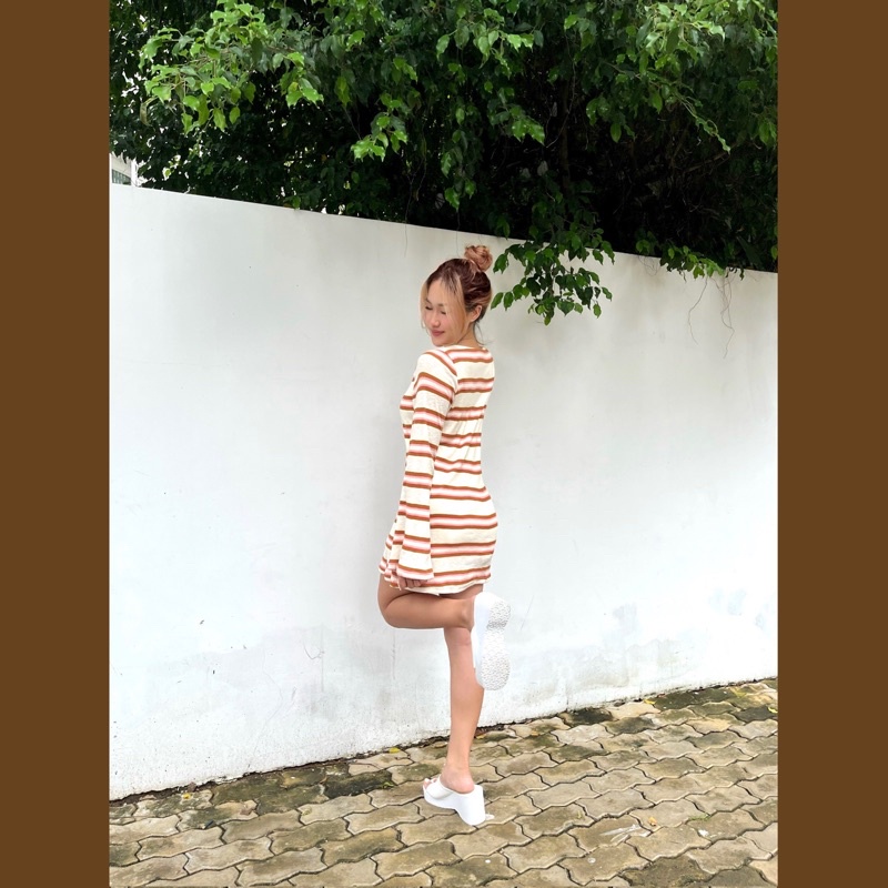 Đầm suông sọc | CHARMER