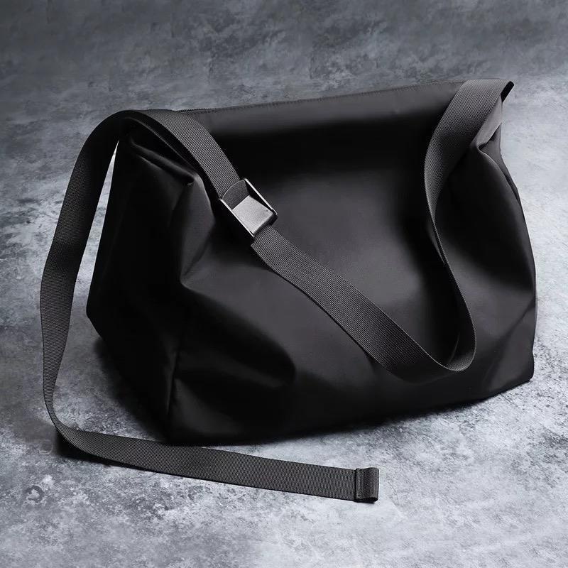 Túi Đeo Chéo Vai Bằng Nylon Sức Chứa Lớn Màu Sắc Đơn Giản Dành Cho Nam Nữ