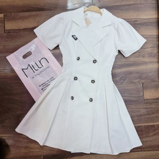 Váy cổ vest logo dập ly