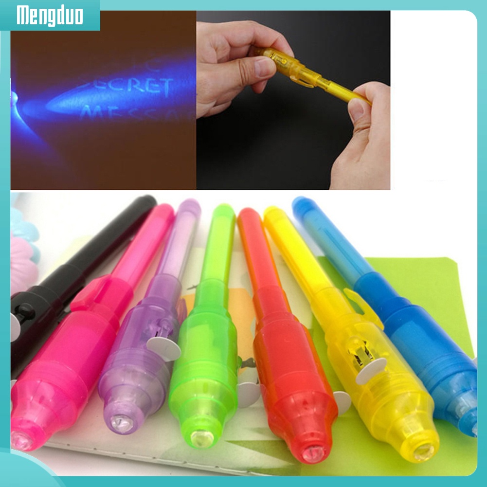Bút chữ tàng hình có đèn soi UV độc đáo