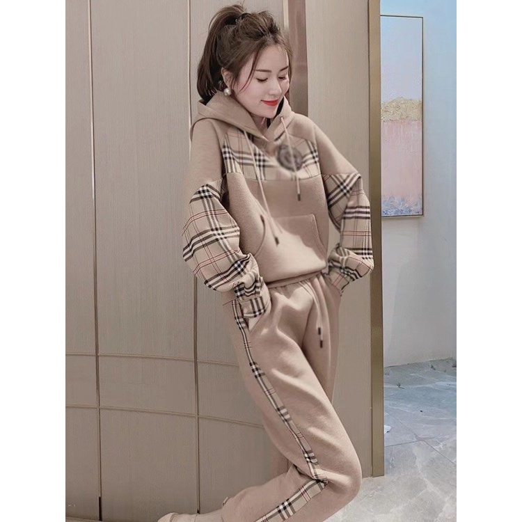 Bộ Đồ Thể Thao Dáng Rộng Họa Tiết Kẻ Sọc Thời Trang Thu Đông 2022 Cho Nữ