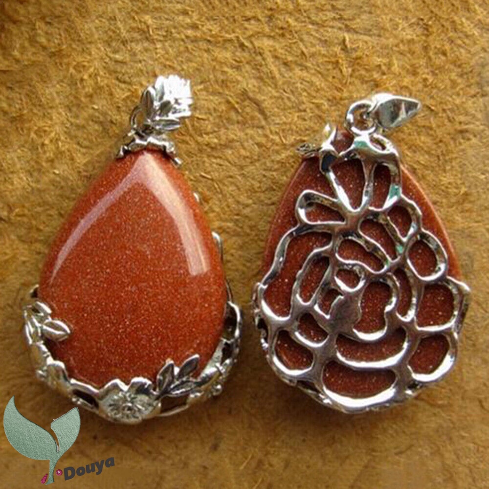 Vòng cổ Mặt Đá Thạch Anh Hình Giọt Nước