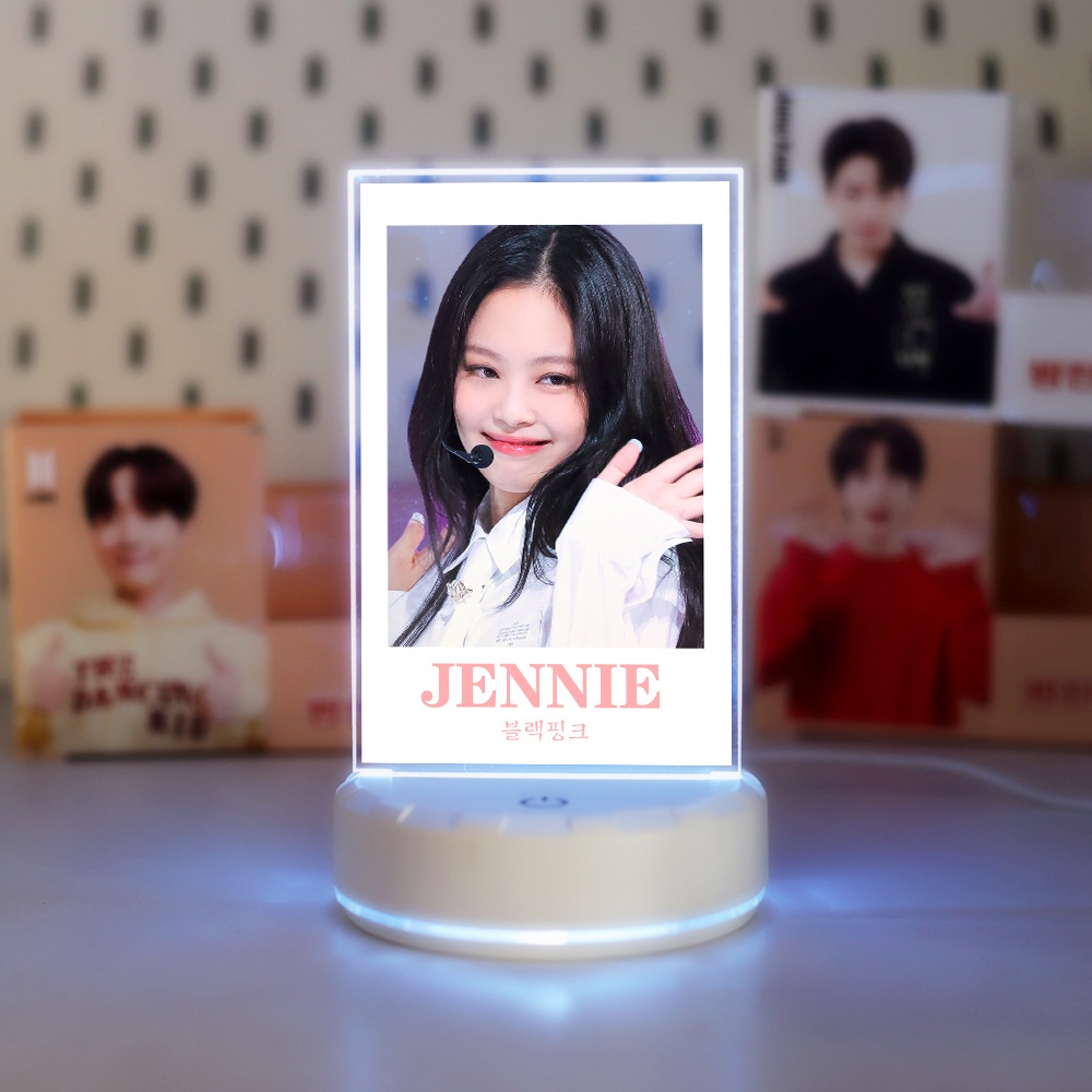 Đèn LED Để Bàn Hình LISA BLACKPINK