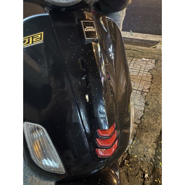 Cà vạt +vạch Vespa S iget lắp được các đời Lx/Lxv/S chính hãng