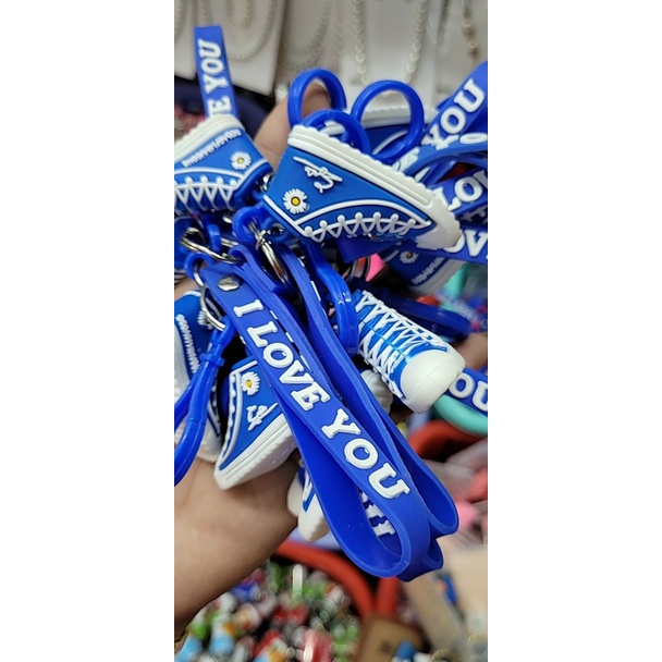 Móc khoá xe máy - Móc khóa cute - Móc Khóa Mặt Hình Giày Sneaker Ba Chiều Bằng Silicone