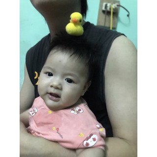 Kẹp tóc Vịt Vàng