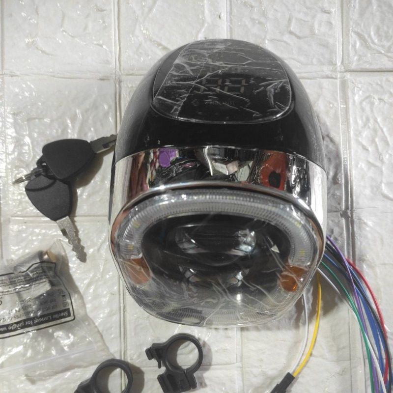 Đầu đèn xe điện 48v có vạch báo pin, contermet và xi nhan