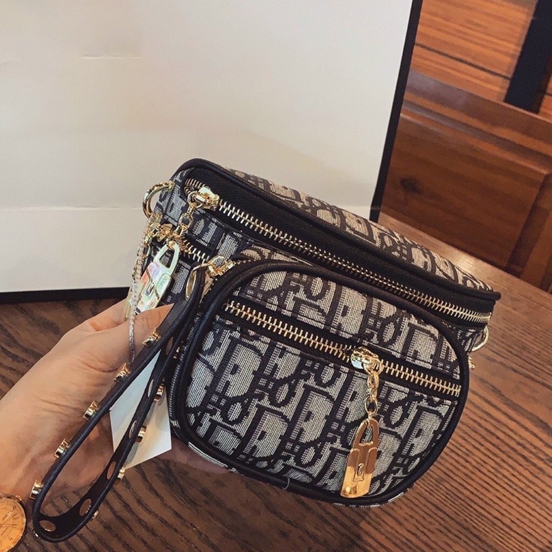 Túi bao tử  đeo bụng đeo chéo hoạ tiết trẻ trung T550 | BigBuy360 - bigbuy360.vn