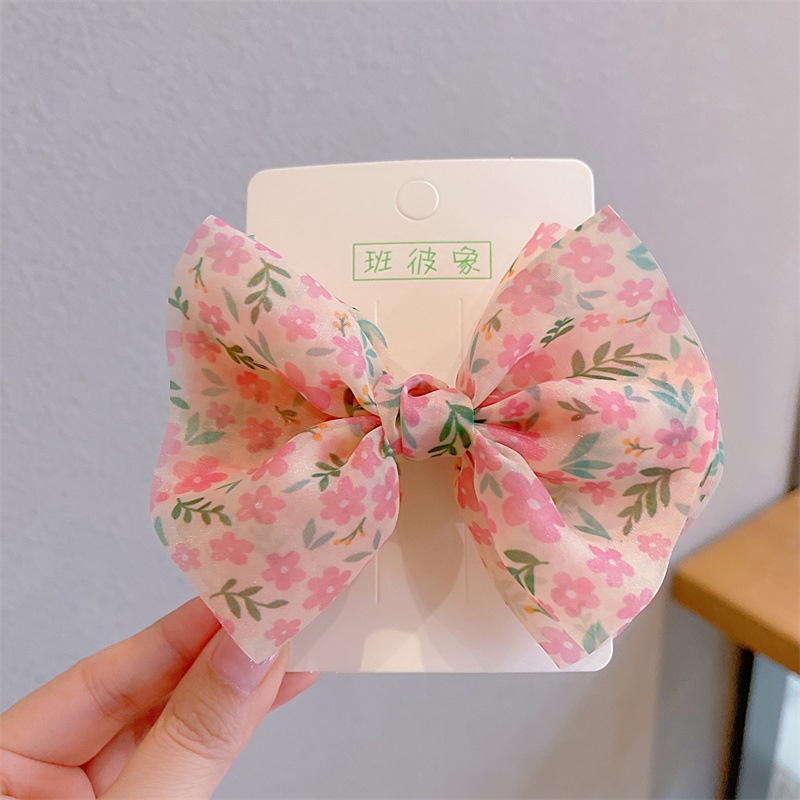 Kẹp tóc công chúa cho bé