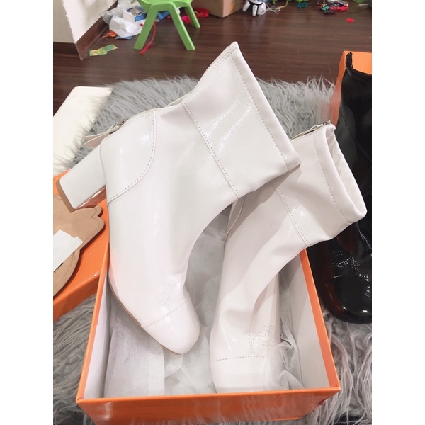 MÃ 1516 BỐT LỬNG NỮ MŨI TRÒN DA BÓNG GÓT TRỤ CAO 5P ÊM CHÂN FULLBOX