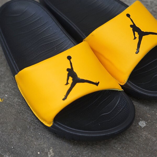 DÉP QUAI NGANG JOR.DAN  BREAK  - BGHOUSE