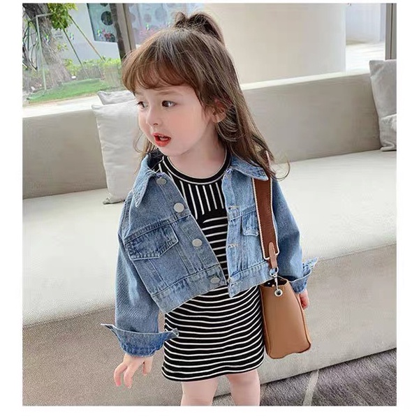 SALE ÁO KHOÁC JEAN KÈM VÁY KẺ BÉ GÁI XINH XẮN SIZE 10-18KG