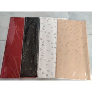 Giấy gói hoa 1 mặt tim xấp 20 tờ