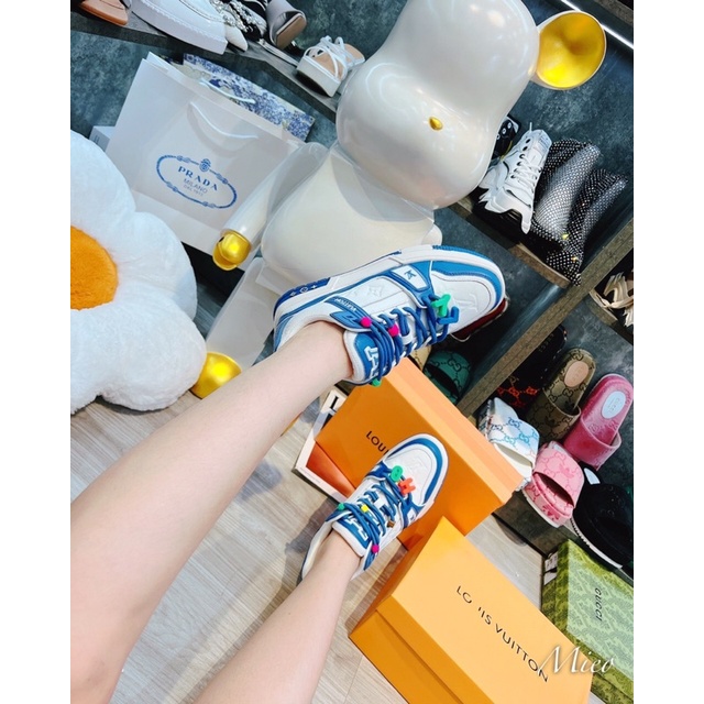 Giày Sneker mẫu mới 2022 kèm sticker fullbox