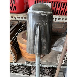 VÁ, XẺNG ĐÀO ĐẤT BỨNG CÂY THÉP NỐI LƯỠI CƯA
