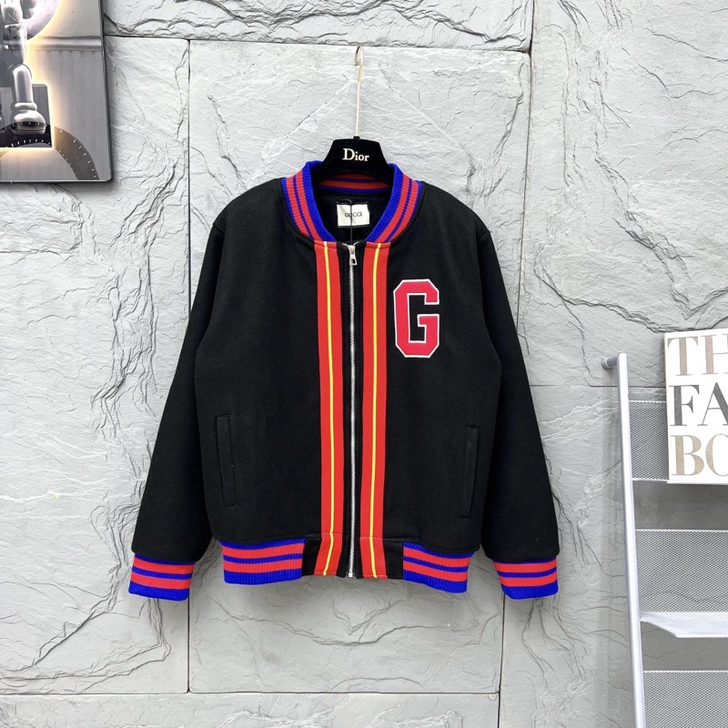 Áo khoác bomber Gucci thêu viền căng đét ae ợ 🥰