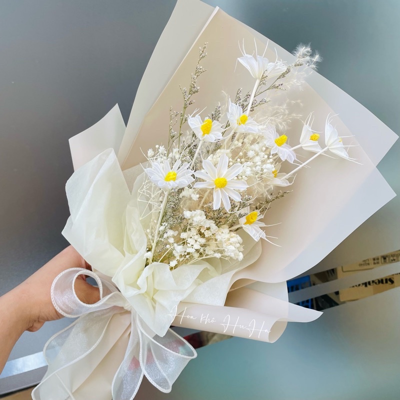 Bó Hoa Khô Cúc Hama Mix Nhiều Loại Hoa Phong Cách Hiện Đại