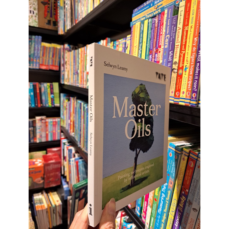 Sách - Master Oils by Selwyn Leamy