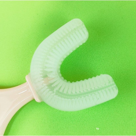 Bàn Chải Đánh Răng Silicon Chữ U Cho Bé 2-6 Tuổi