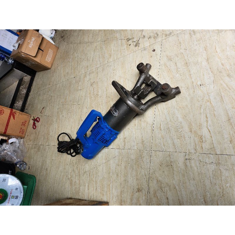 Máy Uốn Sắt Thủy Lực Cầm Tay Phi 32 Ogura- Hàng Bãi Nhật