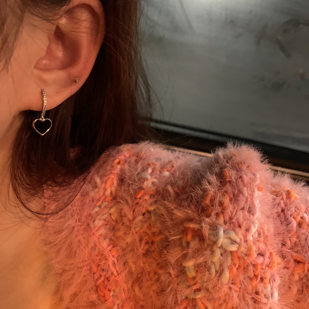 Bông Tai Hình Trái Tim Màu Đen Thời Trang 2022 Cho Nữ