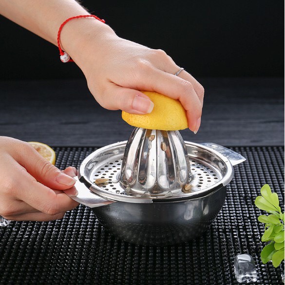 DỤNG CỤ VẮT CAM BẰNG INOX SÁNG BÓNG